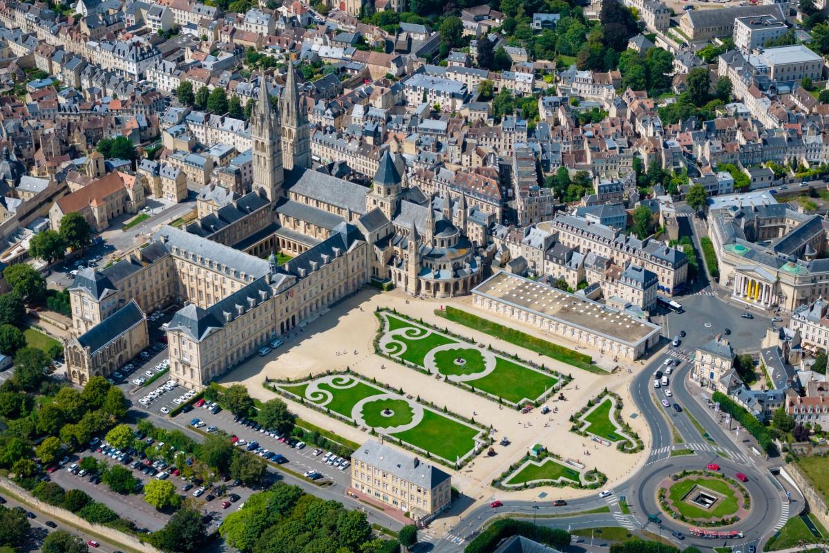 Antiquaire dans le département Loire