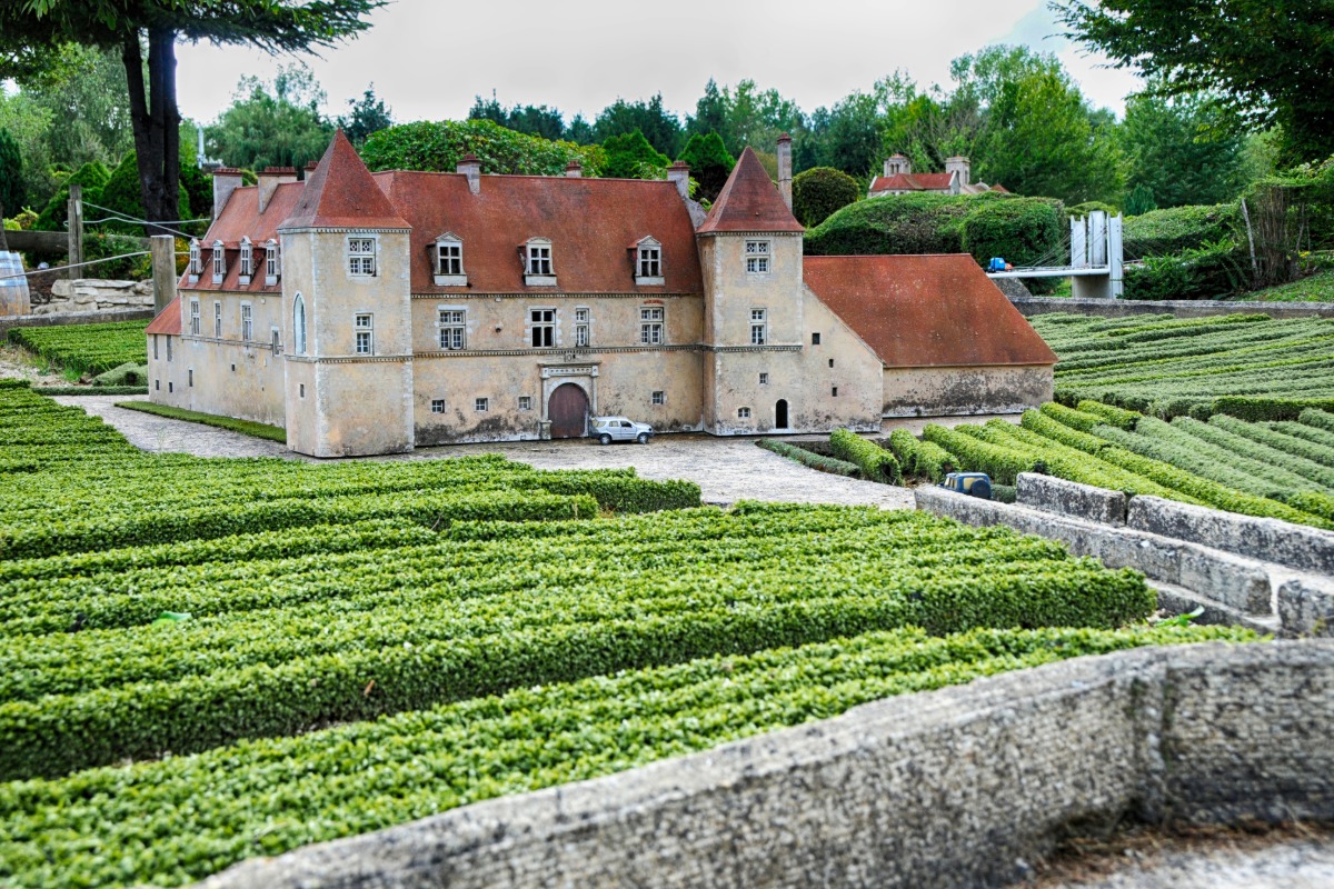 Antiquaire à Élancourt