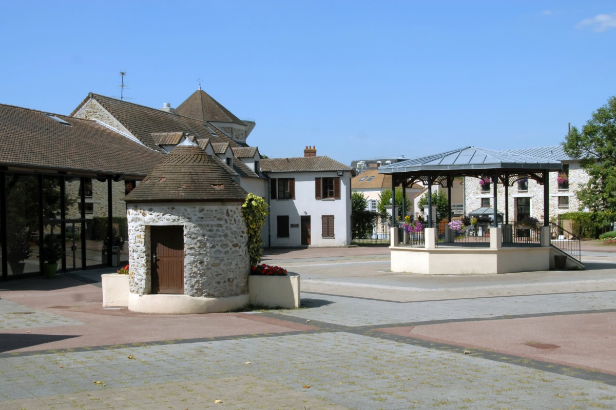 Antiquaire à Pontault-Combault