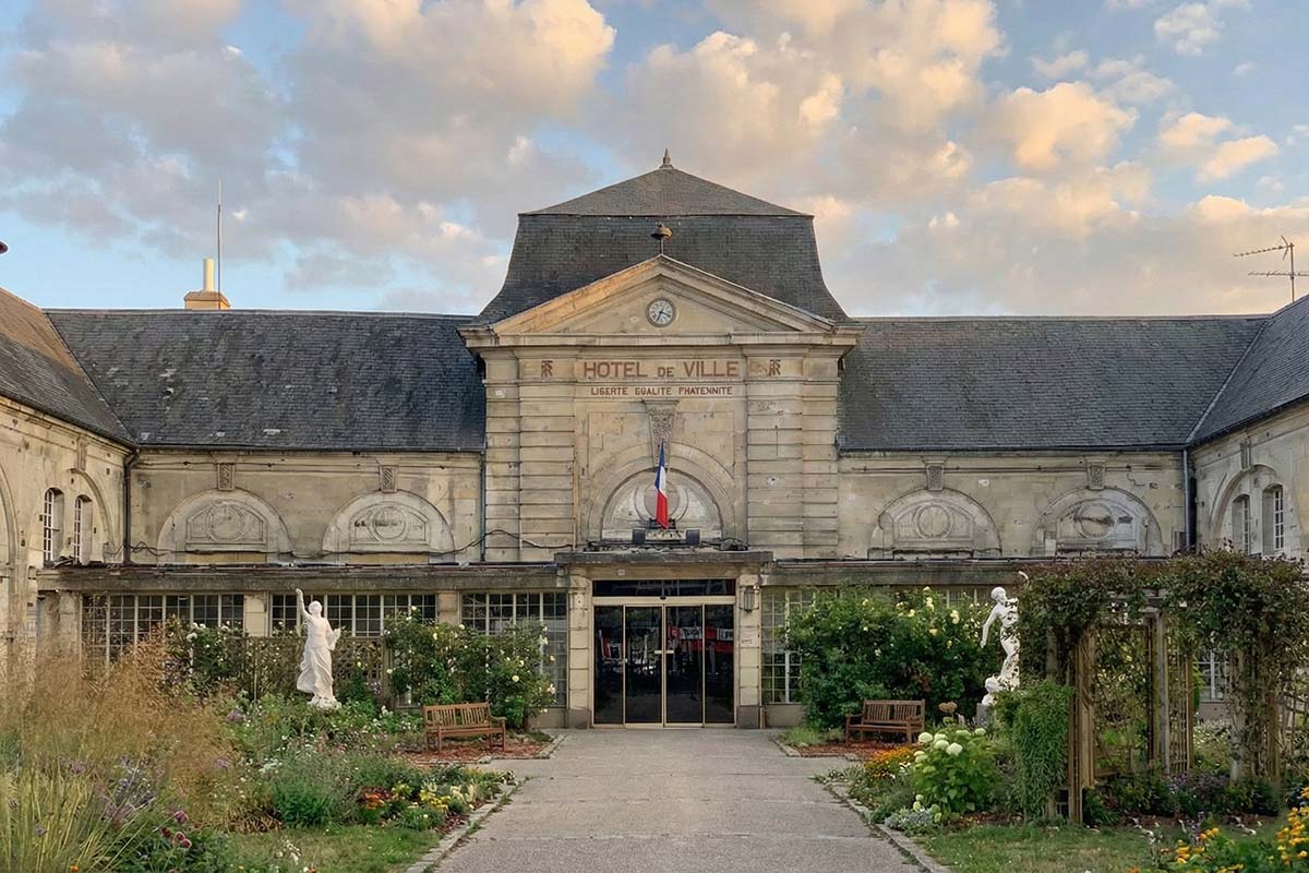 Antiquaire à Stains