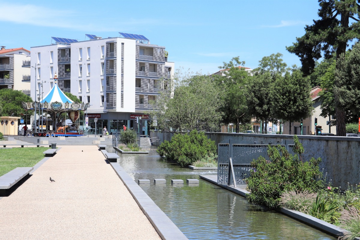 Antiquaire à Tassin-la-Demi-Lune