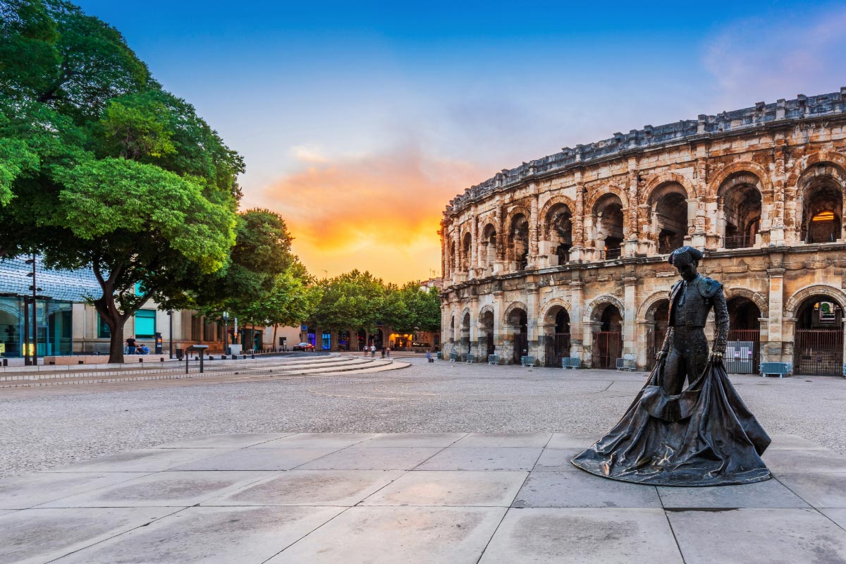 antiquaire à Nîmes